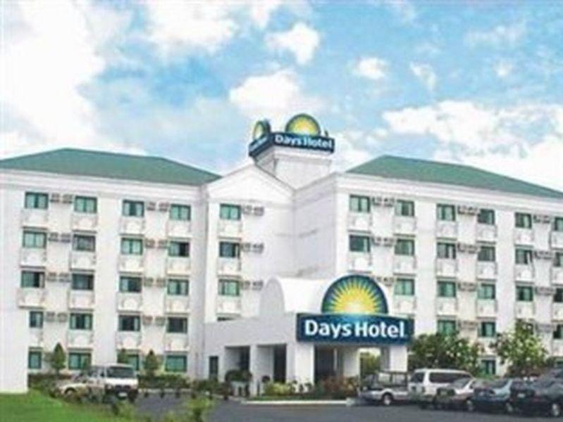 Days Hotel By Wyndham Batangas Dış mekan fotoğraf